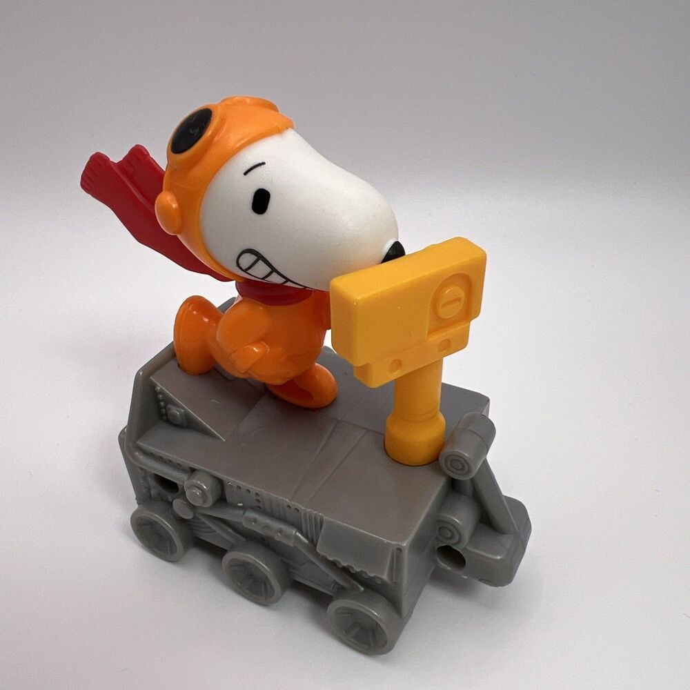 McDonald’s - Happy Meal Toy - Snoopy - NASA - 2019